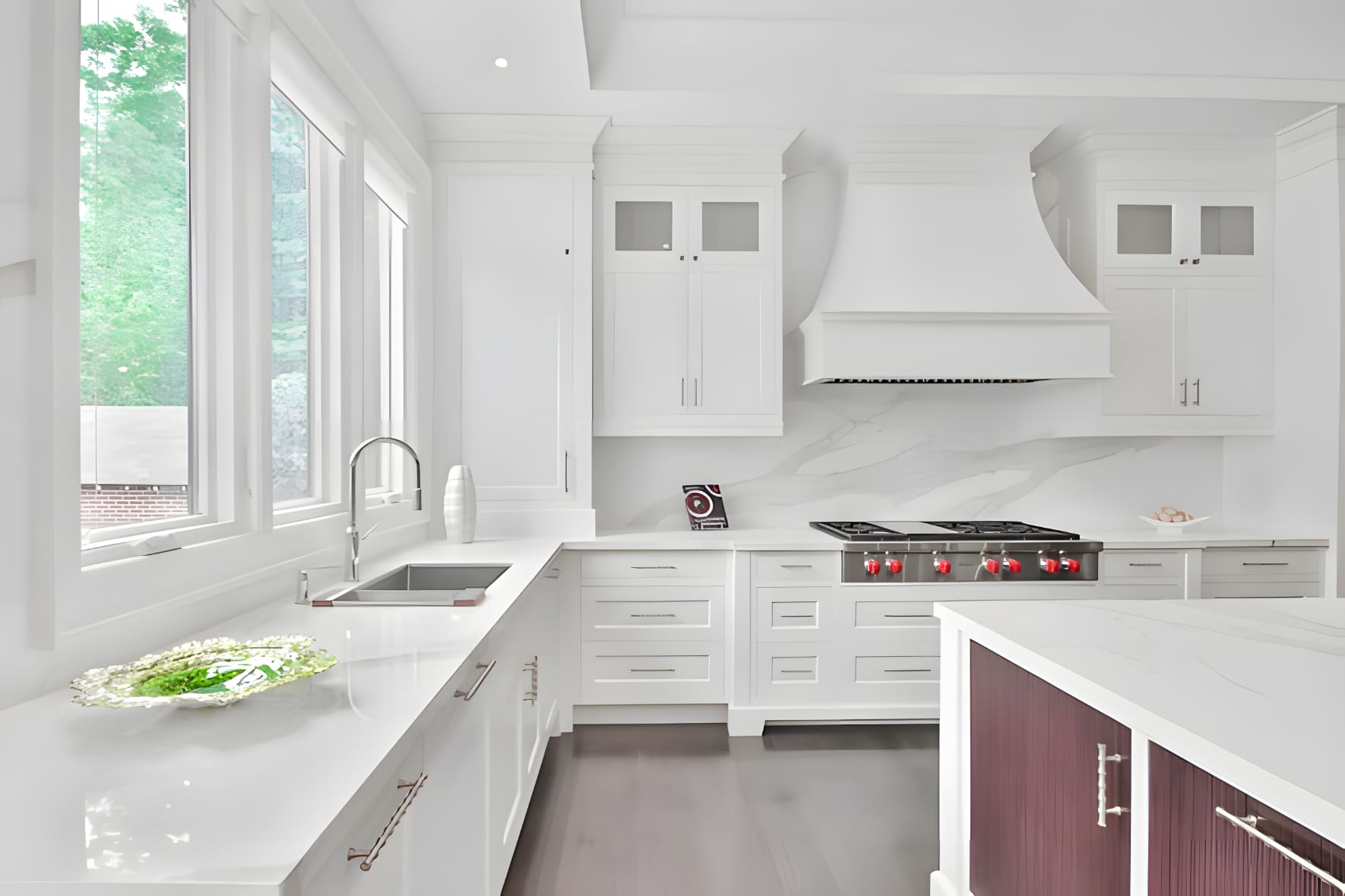 Szara podłoga w kuchni – inspiracje i aranżacje