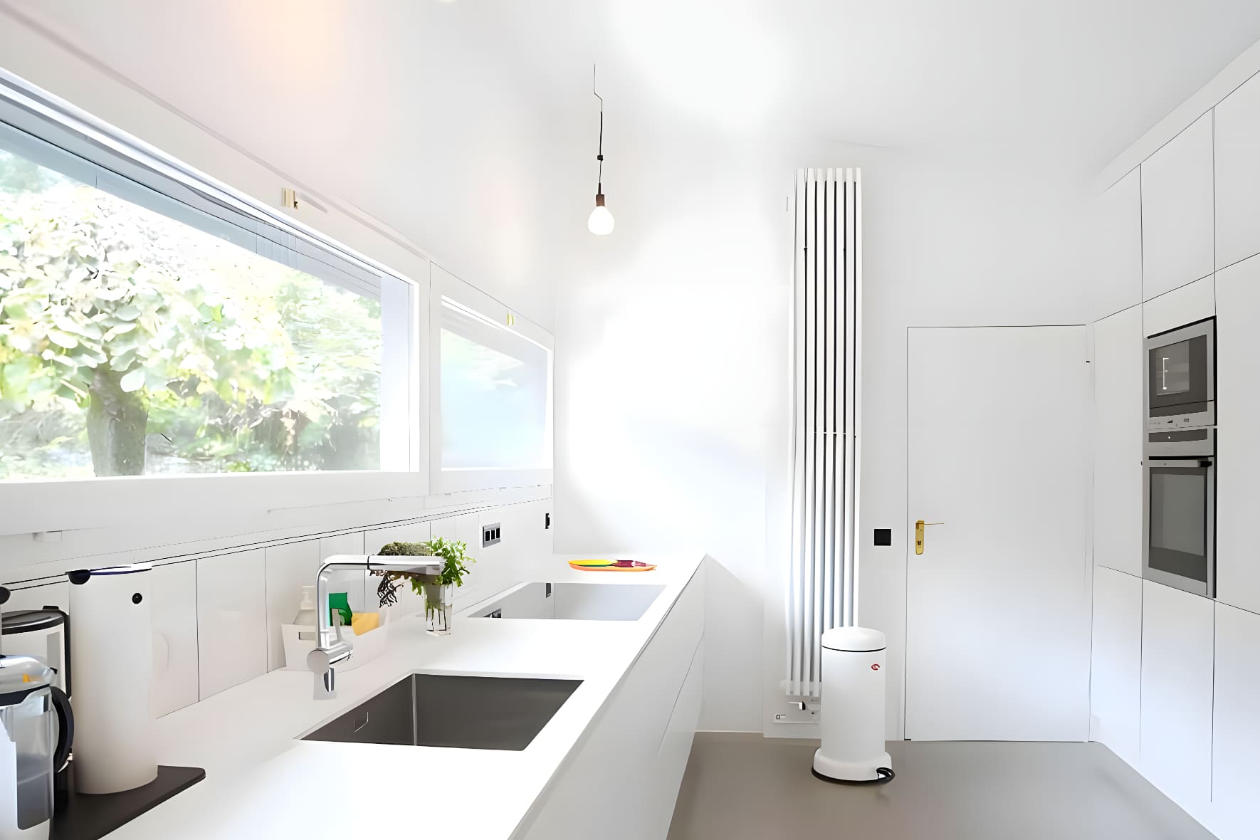 Zlew pod oknem - czy to dobry pomysł?